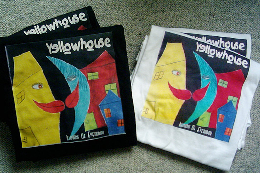 Yellowhouse t-shirts: black and white size L.