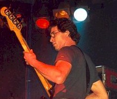 Stefan Weihe bei seinem Debut mit Yellowhouse im Razzle Dazzle 12.10.2001