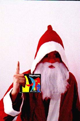 Der Weihnachtmann mit der neuen CD von YELLOWHOUSE - Illusions Of Everyday
